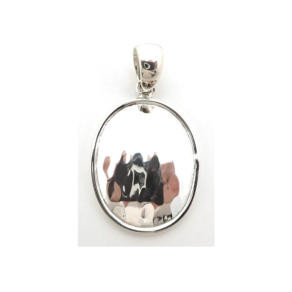 ID P124 HAMMERED OVAL PENDANT