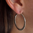 MM M1-1828 MEDIUM HOOP EARRINGS