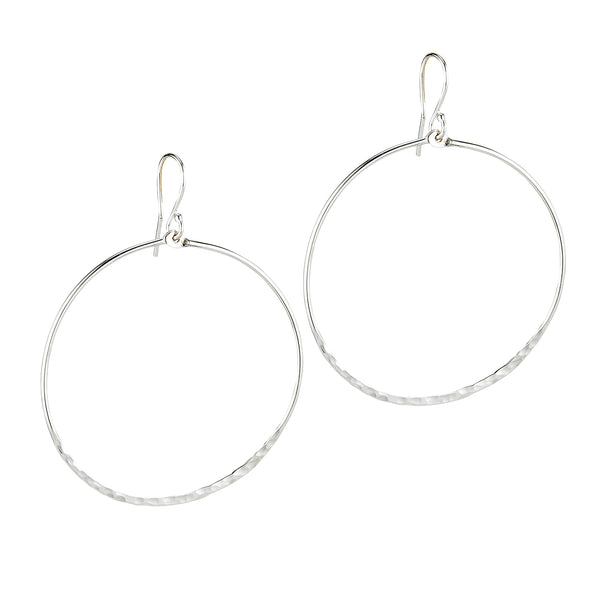 PL E036 SMALL HAMMERED CIRCLE DANGLES