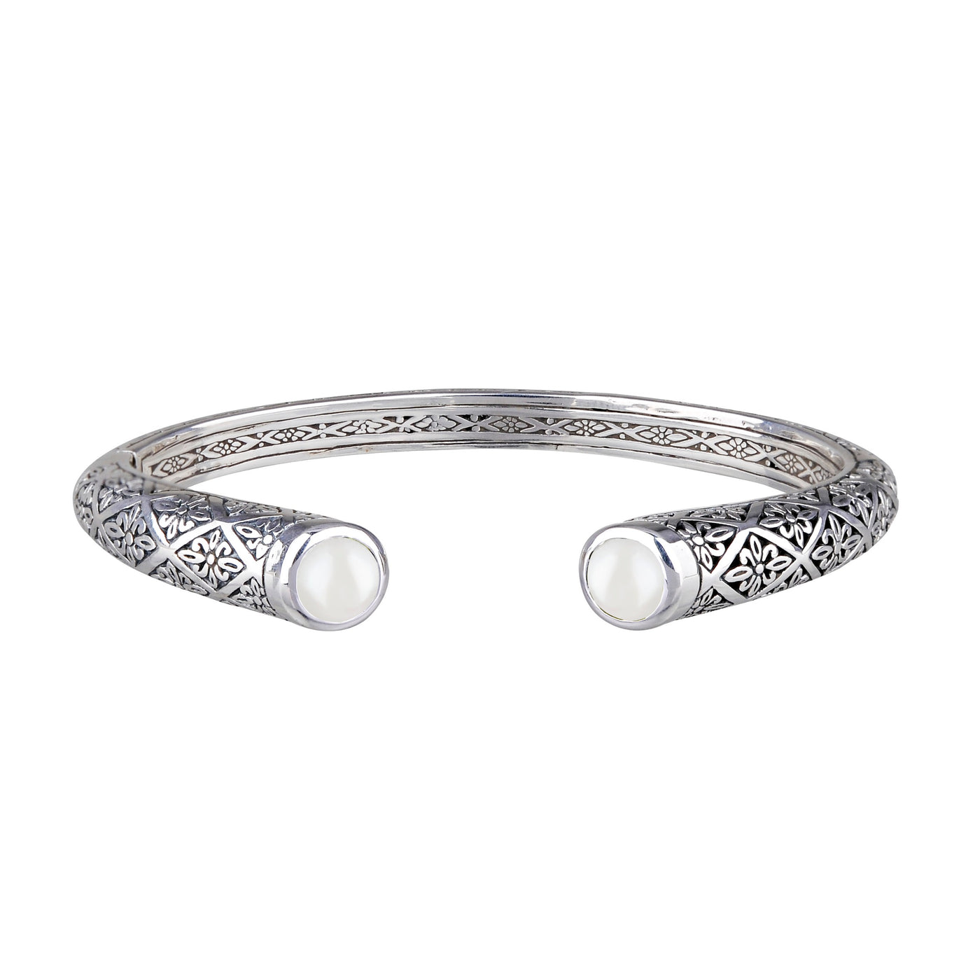 JD B64558WHT PEARL FILIGREE HINGED BRACELET