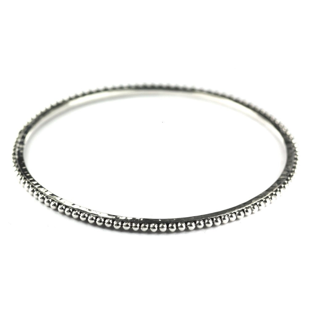 ID B925 FLAT HAMMERED BEADED BANGLE