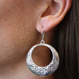 JD E64139 GRADUATED FILIGREE CIRCLE EARRINGS