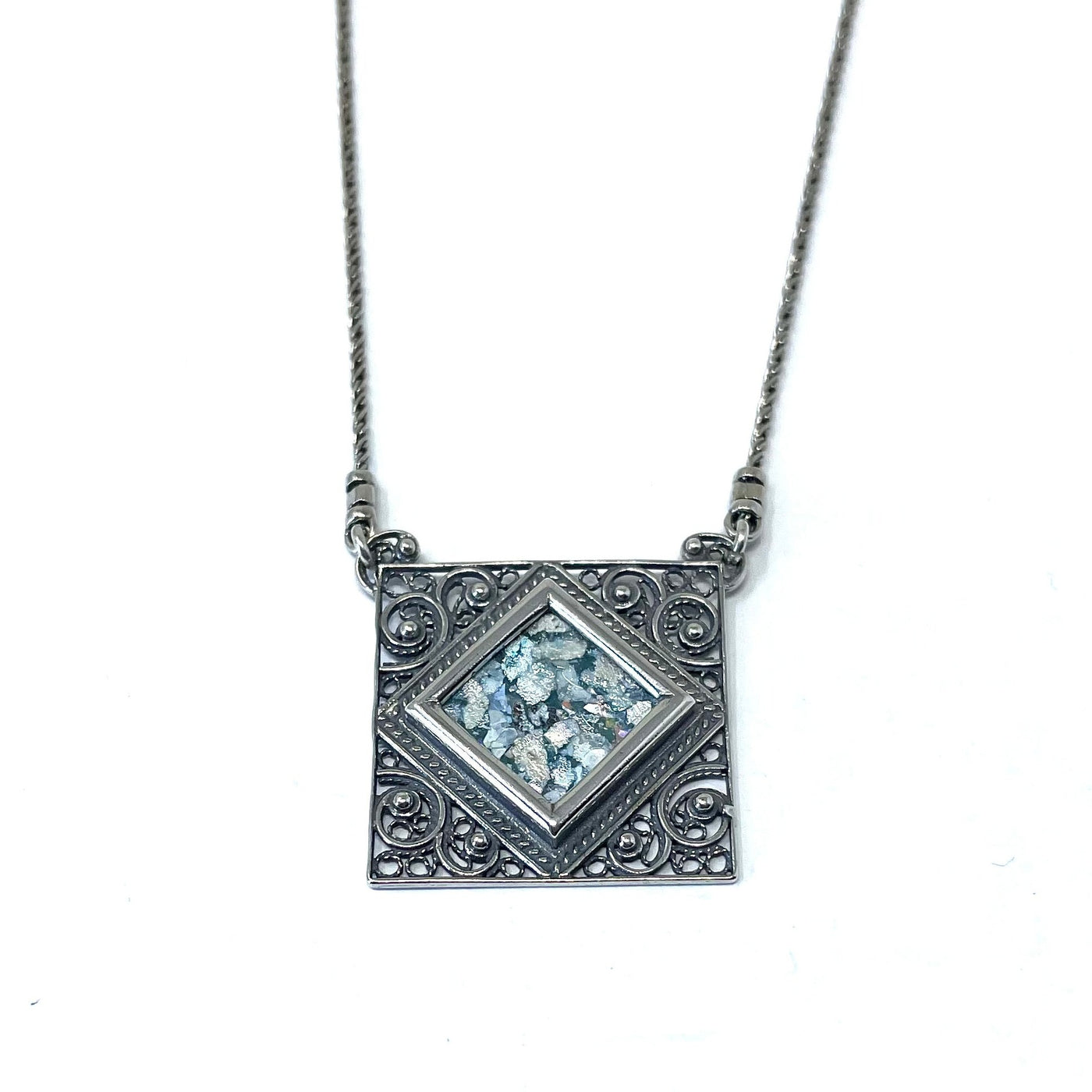 DSB P708 ROMAN GLASS SQUARE FILIGREE NECKLACE