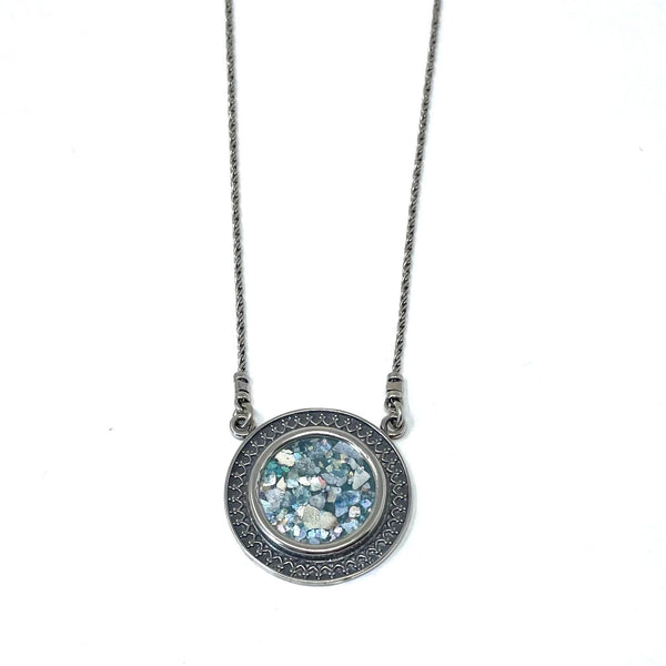 DSB P-720 ROMAN GLASS LARGE G CIRCLE NECKLACE